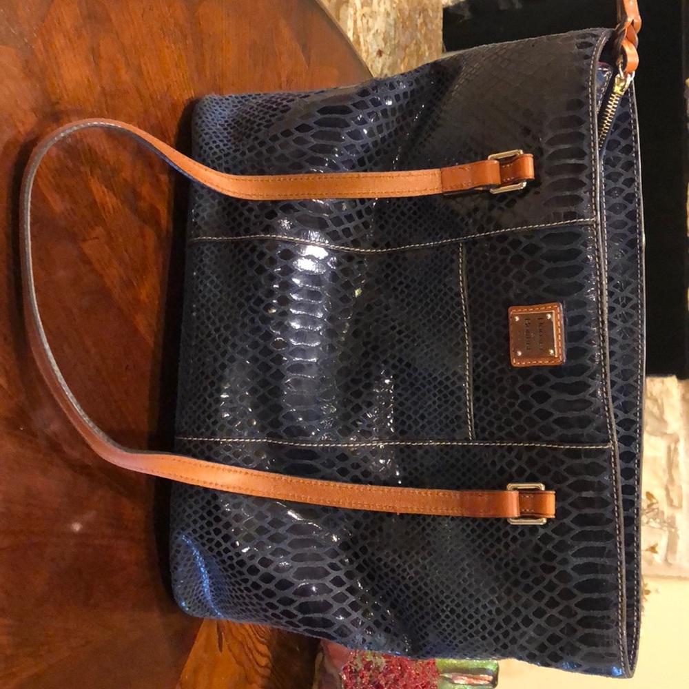 Navy snakeskin Dooney &Bourke purse